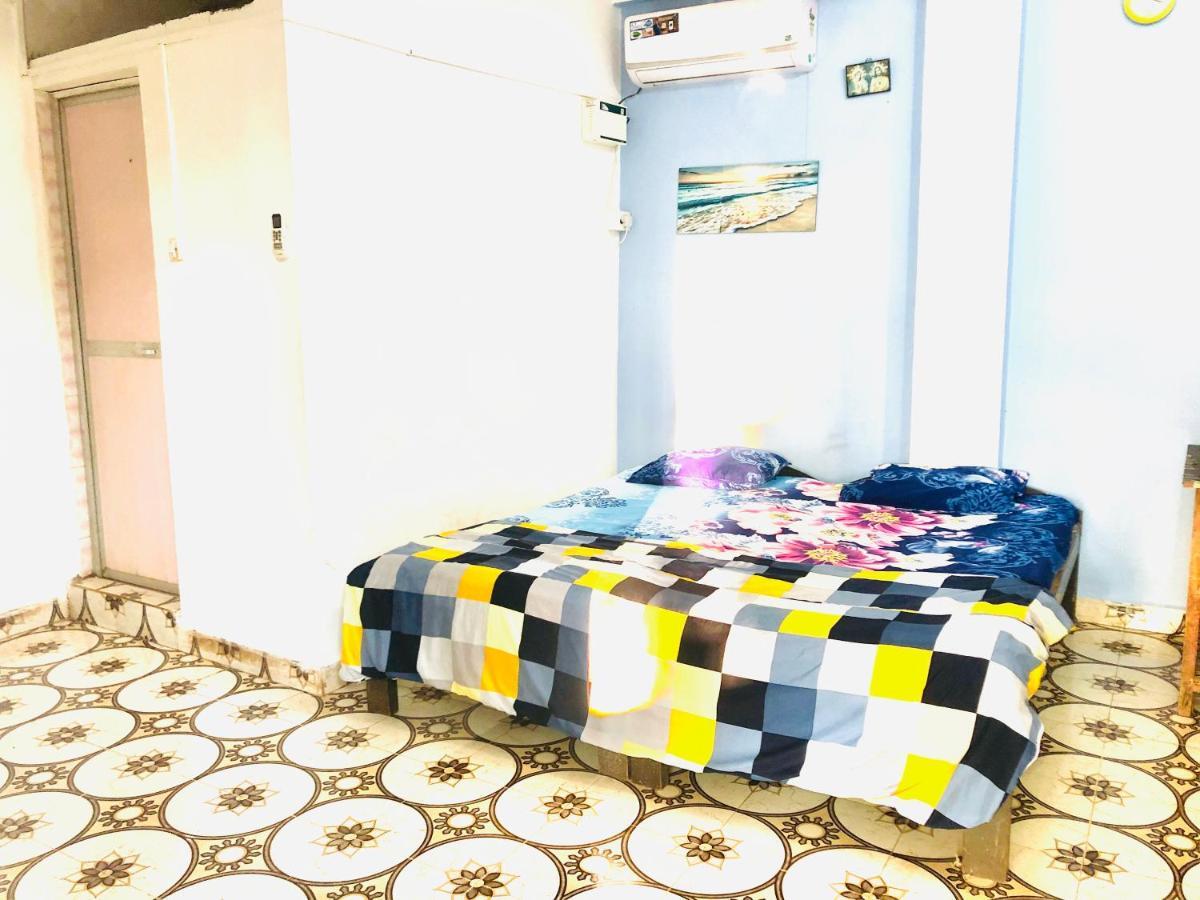 Blue Waves Guest House Calangute Buitenkant foto